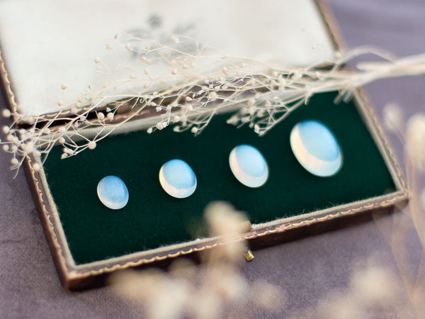 ジャパンヴィンテージのホワイトオパール特集