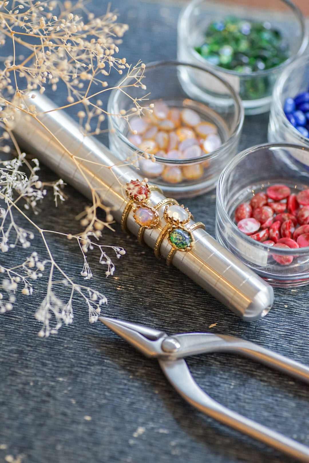 小さなサイズ感が可愛いカボション✨