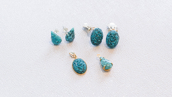 ターコイズブルーの海を思わせるアクセサリー